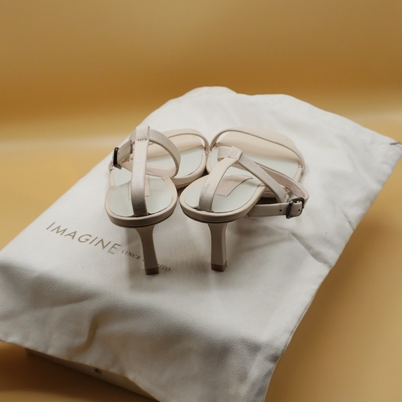 Ladies heels VinceCamuto 7 1/2 - Picture 5 of 5